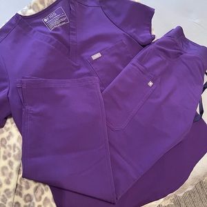 Purple Fig scrub set. Top small pants small petite. Brand new worn once.